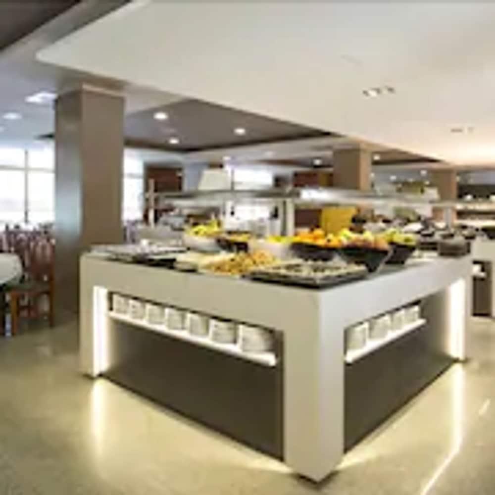 California Garden Hotel 3*